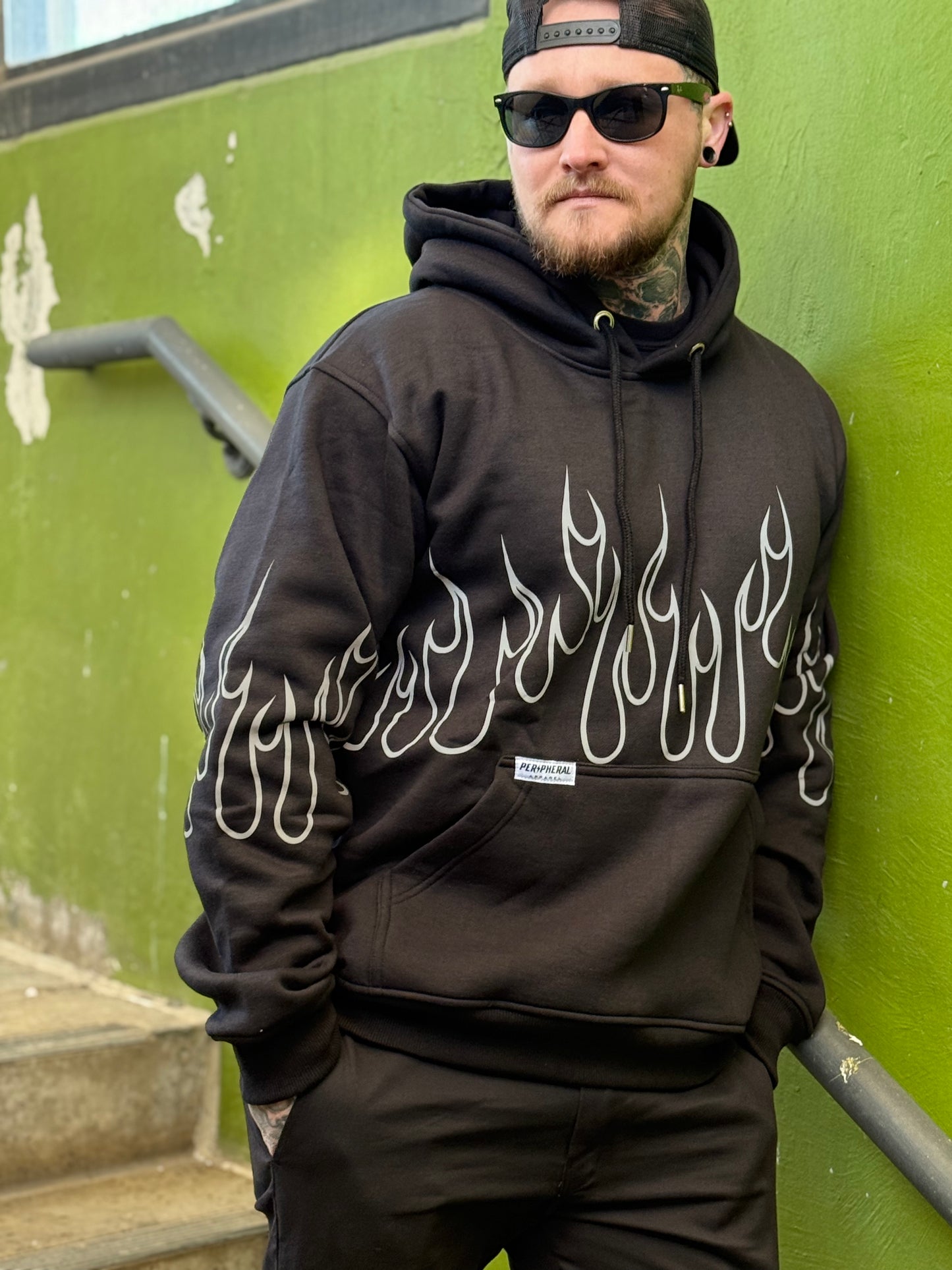 HELL RAISER - Vivid Black