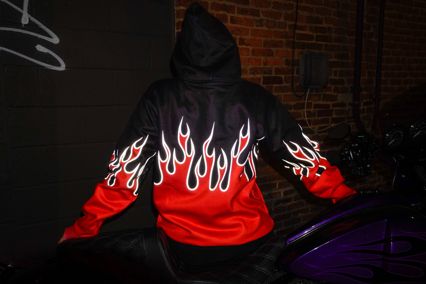 HELL RAISER - Wicked Red