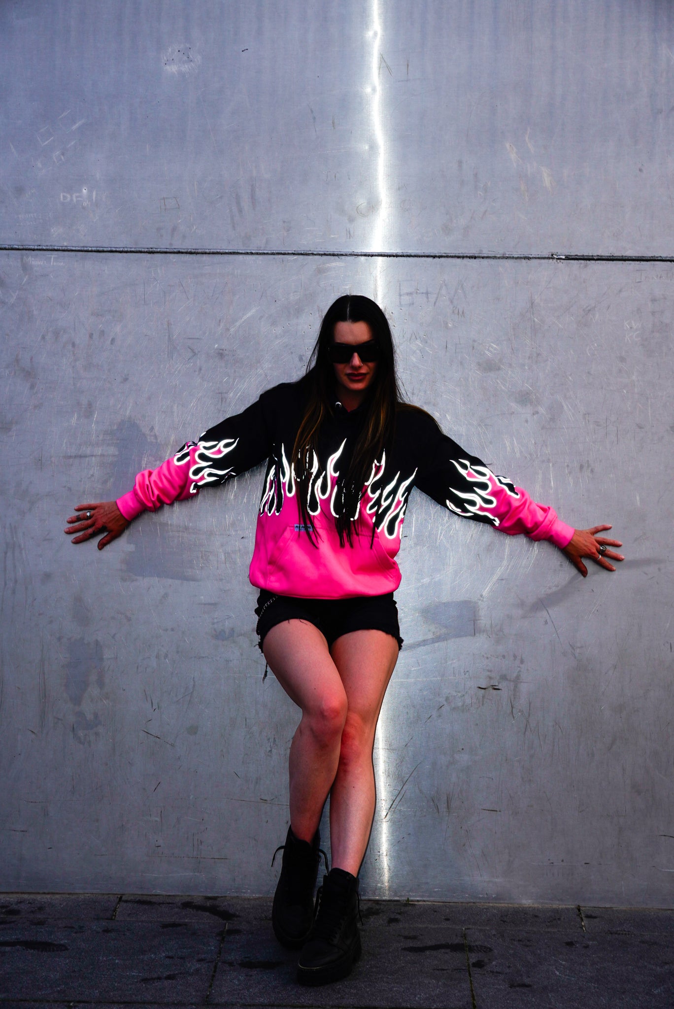 HELL RAISER - Hot Pink